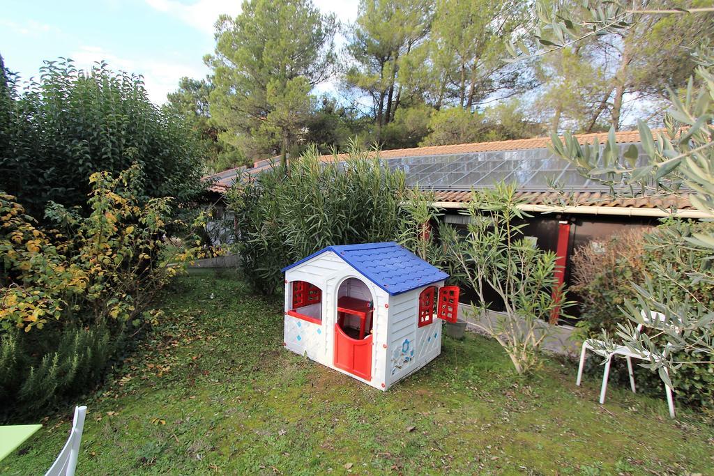 Kyriad Aix-En-Provence Mas Des Oliviers Eksteriør billede